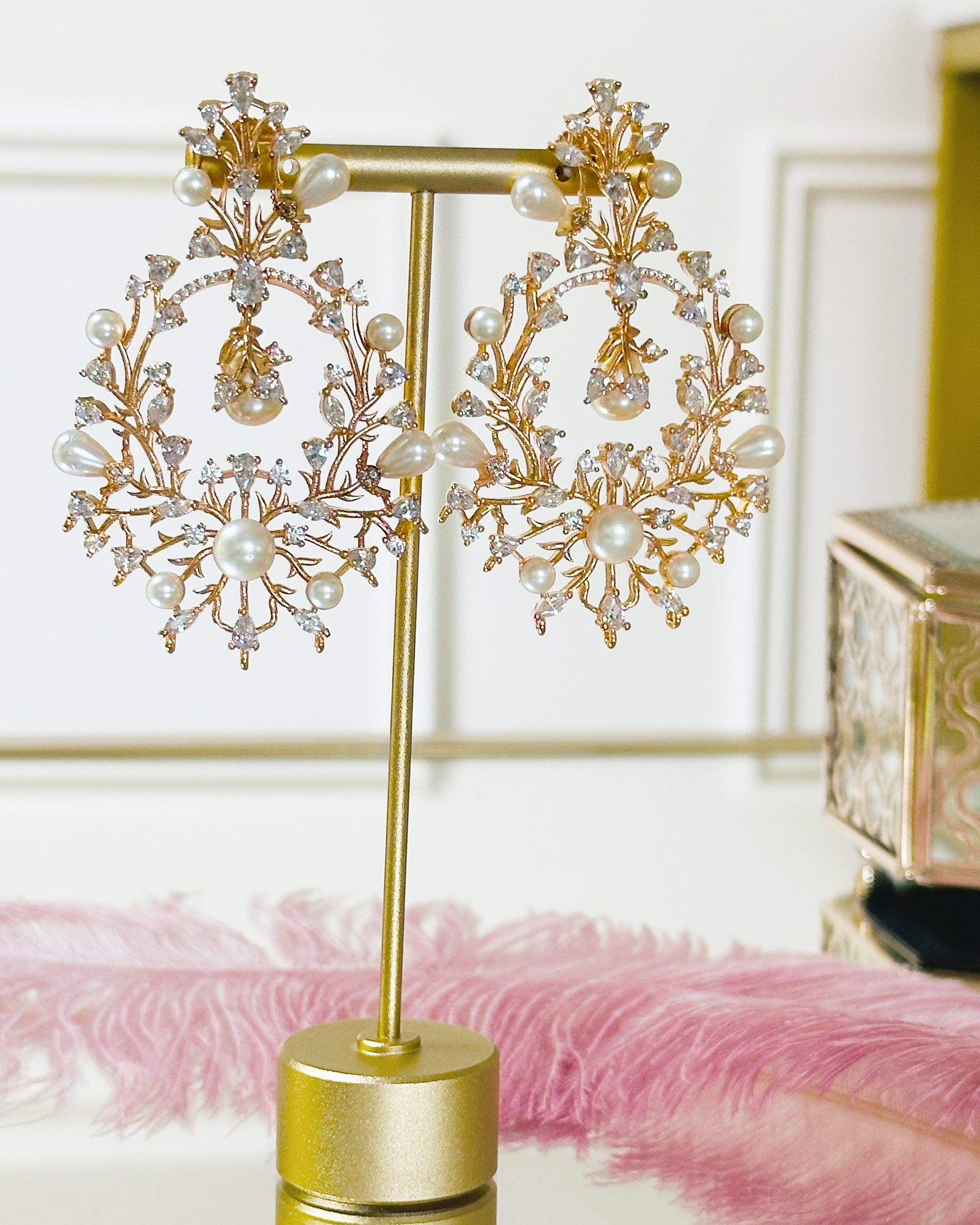 Georgia Pearl Studded Wreath Earrings - The Pashm