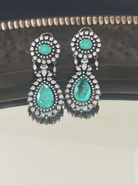 Vanya Antique Diamond Earrings Green - The Pashm