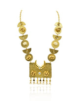 Parnavi Fusion Pendant Set - The Pashm