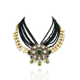 Riiva Antique Pendant Kundan Haar Set Green - The Pashm