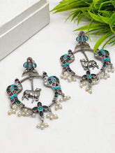 Gaya Studded Earrings - The Pashm