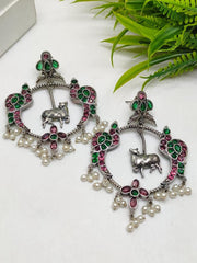 Gaya Studded Earrings - The Pashm