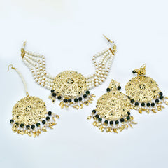 Surveen Jadau Choker Set Green - The Pashm