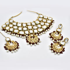 Nishika Kundan Necklace Set - The Pashm