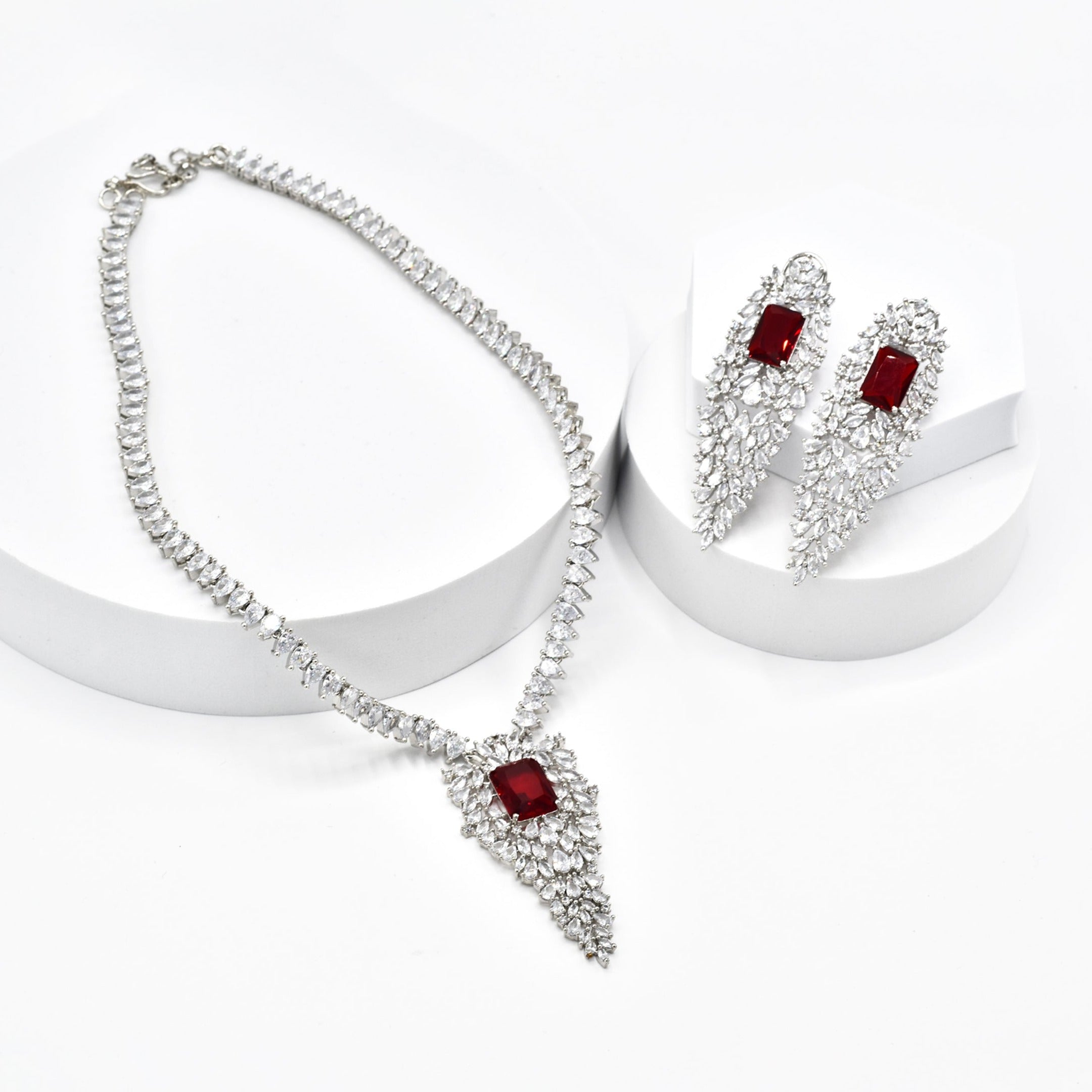 Aaliyah Long AD Pendant Set - The Pashm