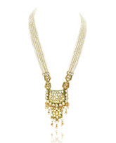 Sundari Kundan Pearl Pendant Set - The Pashm