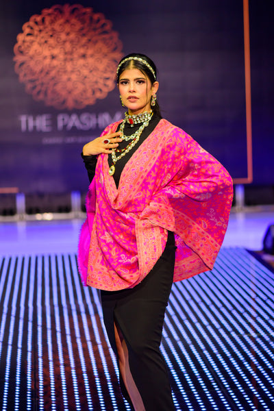 Pink Floral Kani Wool Shawl - The pashm