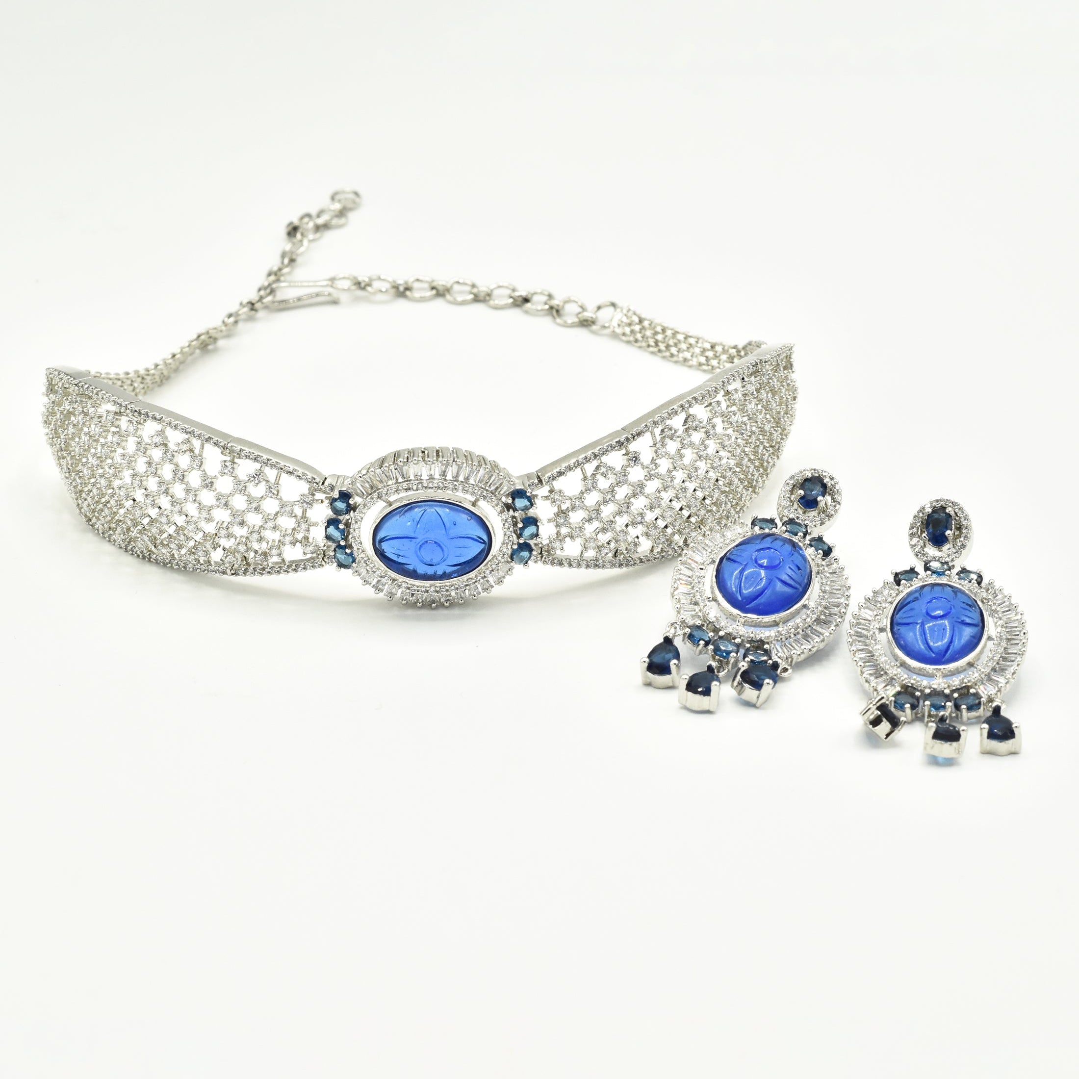 Neesha Carved Cabochon American Diamond Choker - The pashm