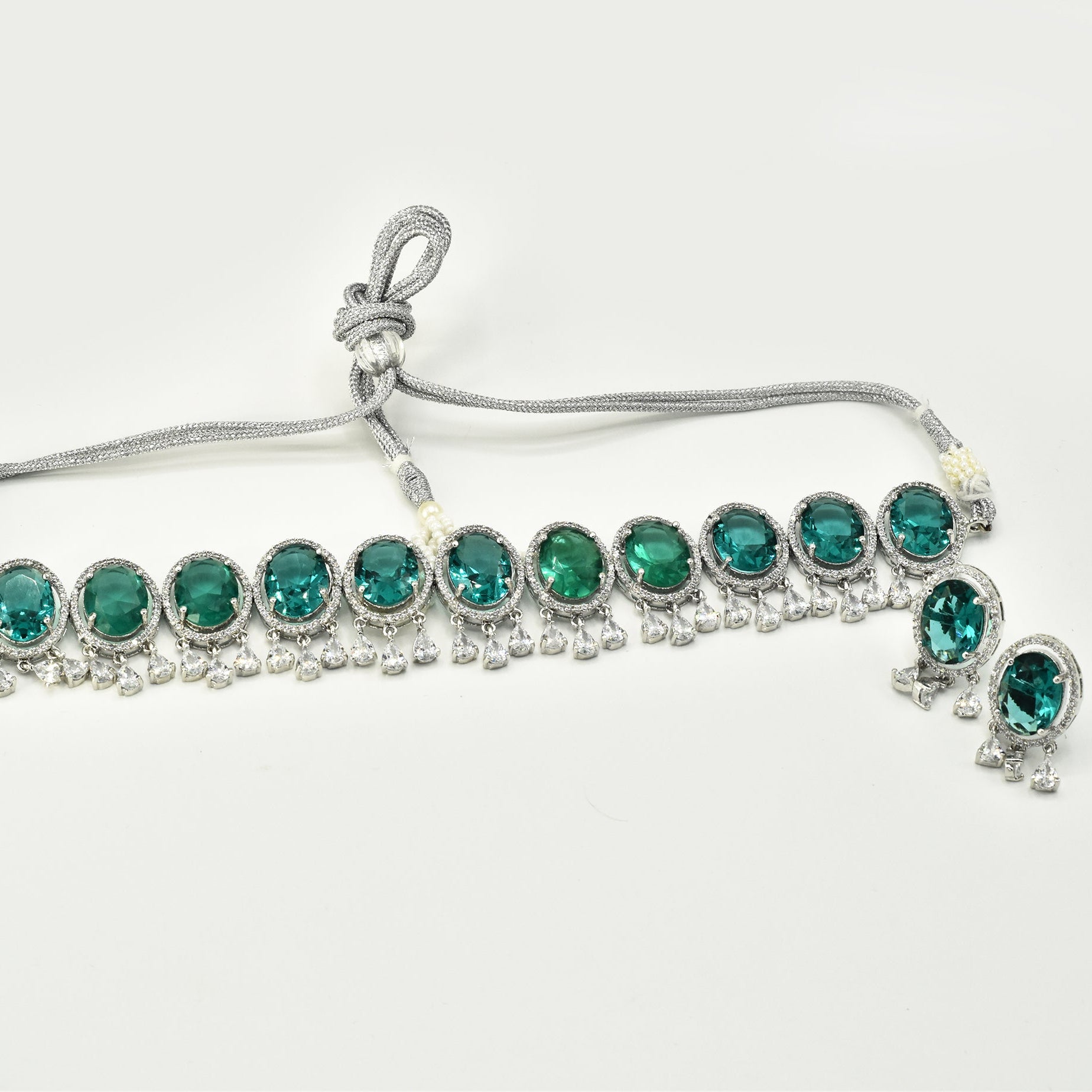 Shreeka Oval American Diamond Choker Necklace - The pashm