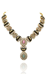 Chavvi Black Fusion Necklace- The Pashm