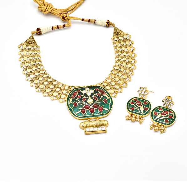 Aashi Floral Motif Necklace green - The Pashm