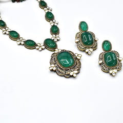 Shezana Green Victorian Necklace Set - The Pashm