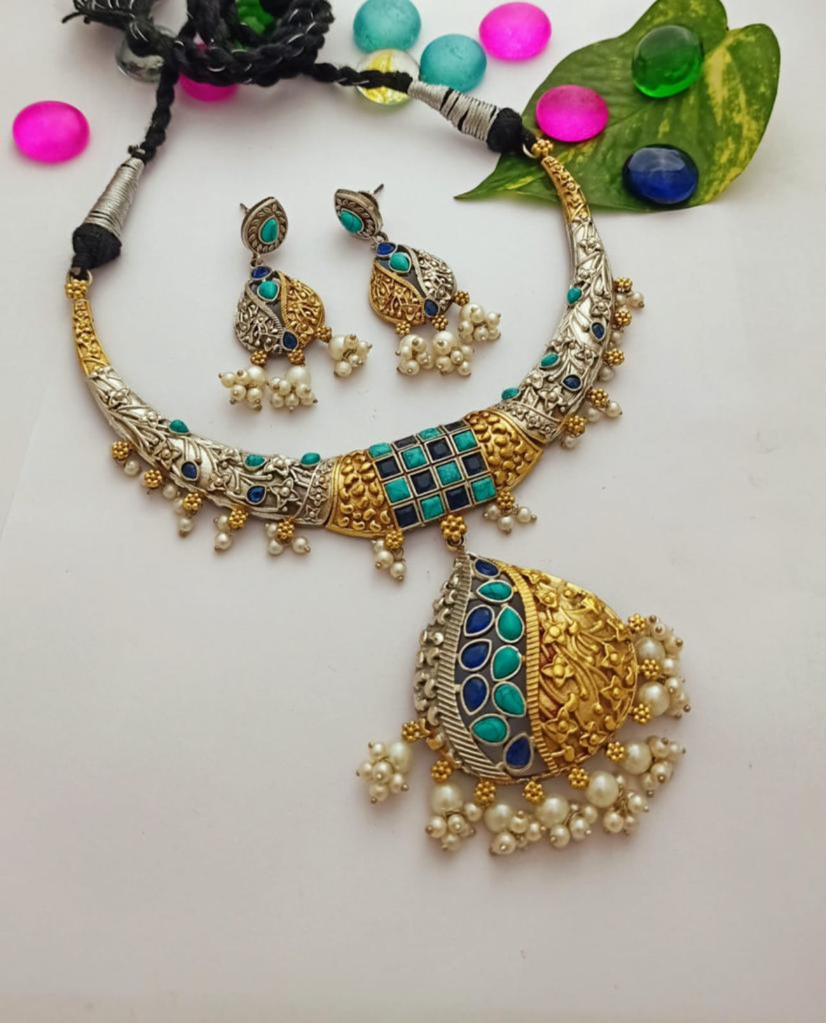 Ritvi Studded Hasli Pendant Set - The Pashm
