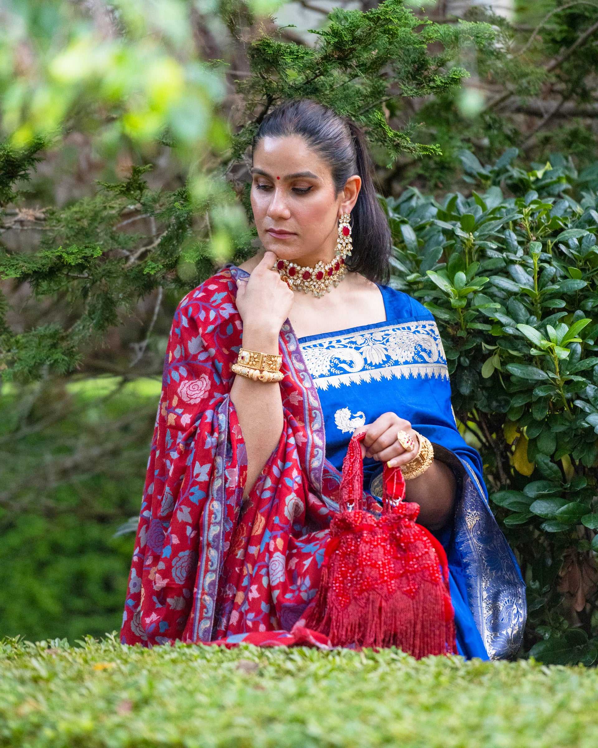 Red Roses Kani Wool Shawl - The Pashm