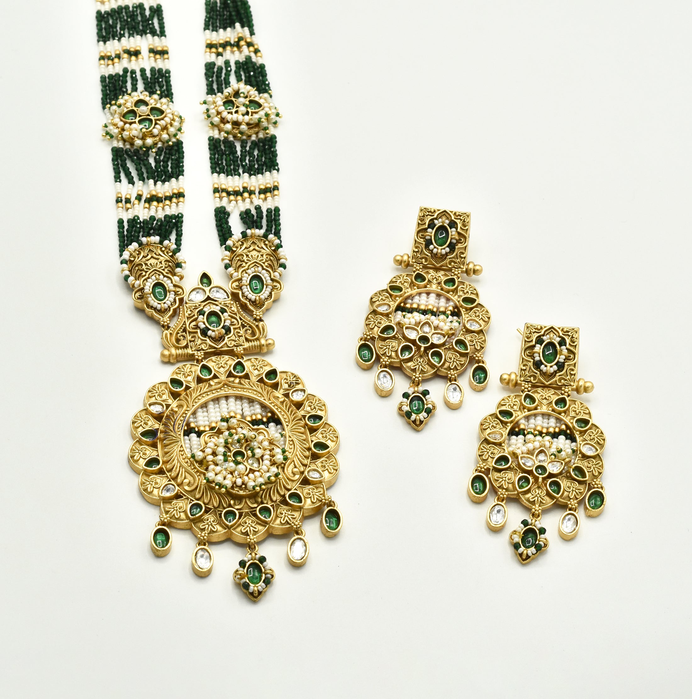 Neeti Antique Gold Pendant Set - The Pashm