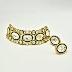 Indira Oval Kundan Choker - The Pashm