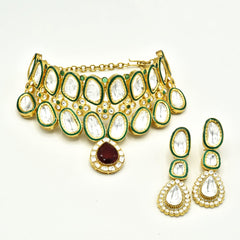 Siara Teardrop Pendant Uncut Kundan Choker Set - The Pashm