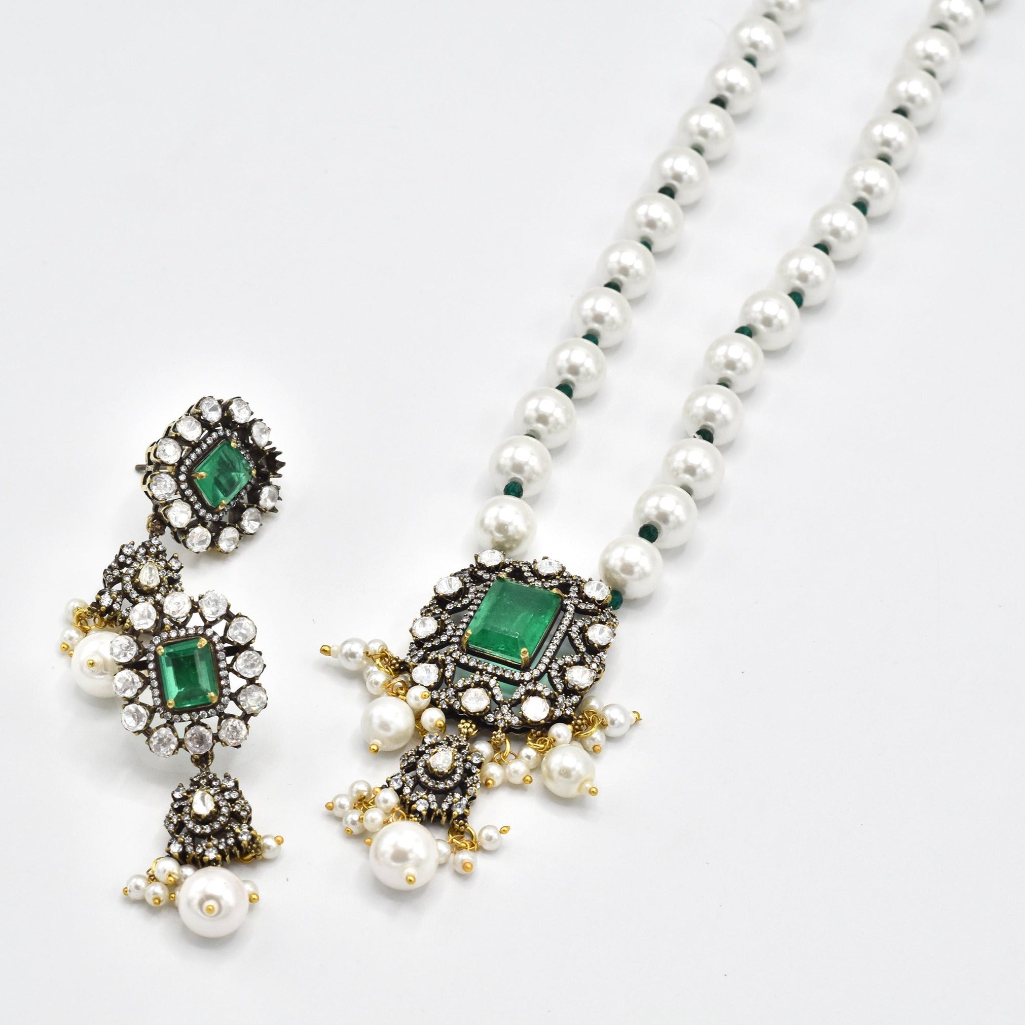 Yami Diamond Crystal Pendant Set Green - The Pashm