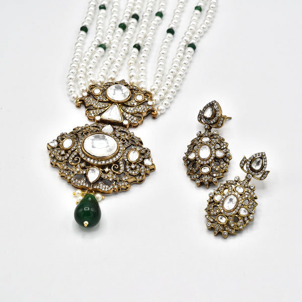 Manisha Pearl Green Antique Pendant Set - The Pashm