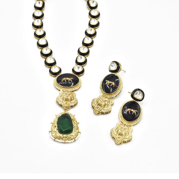 Jiya Enameled Lion Necklace Set Black - The Pashm