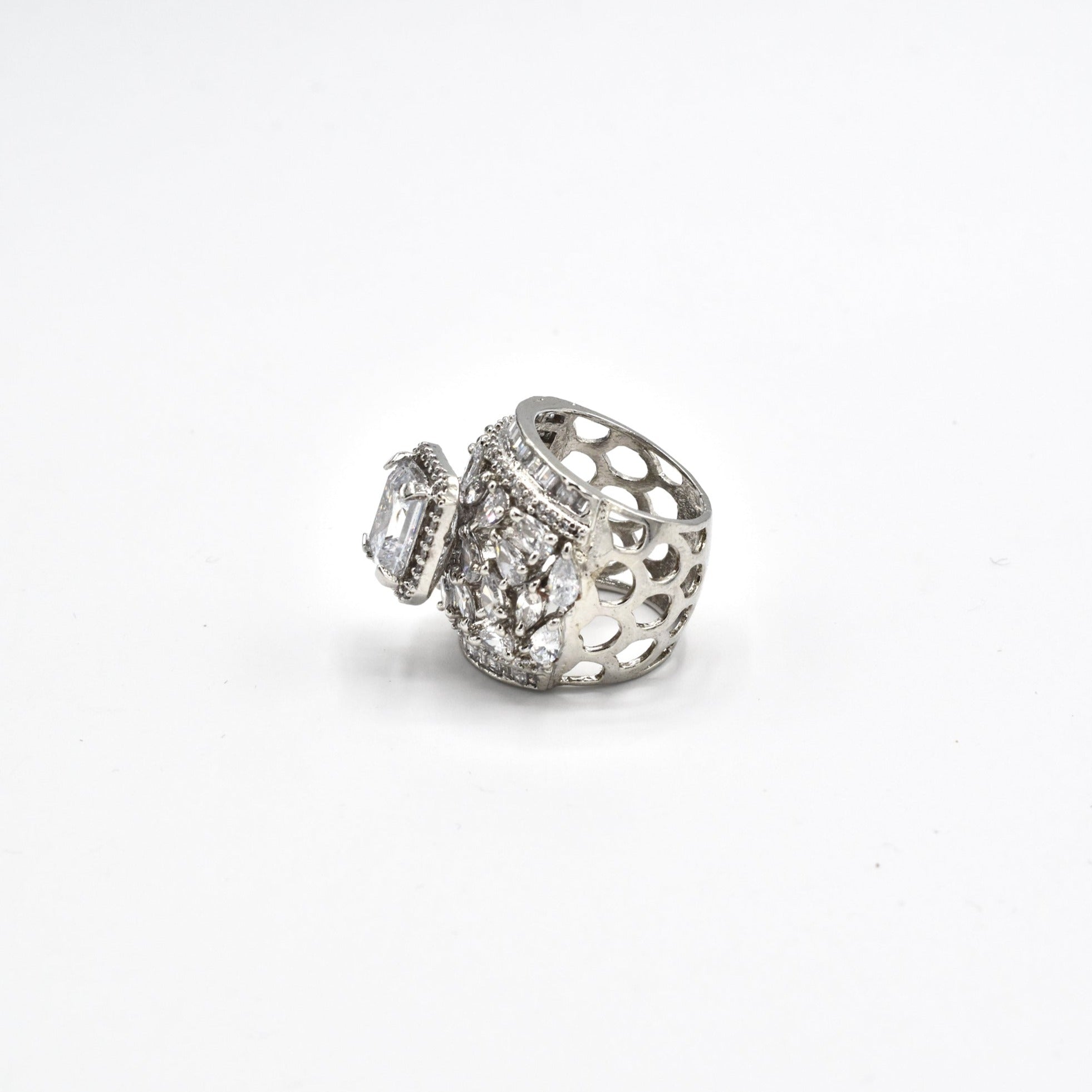 Jena Center AD Stone Ring - The Pashm
