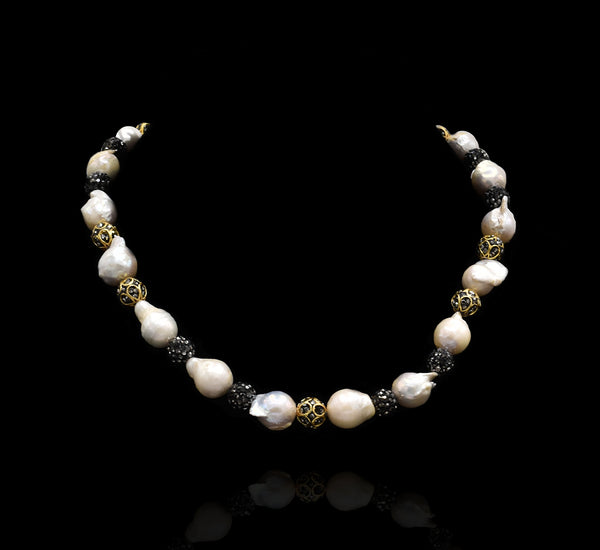 Mireya Baroque Pearl Necklace - The Pashm