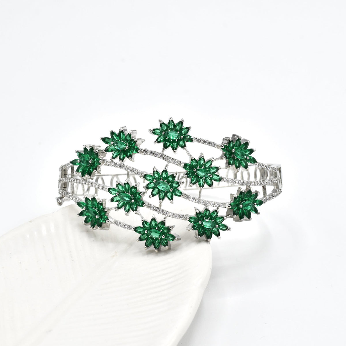 Emma Flower Bracelet - Green - The pashm